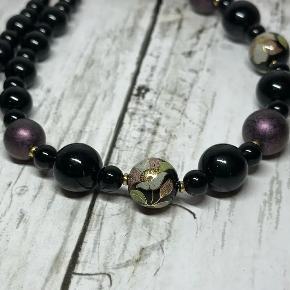 Cloisonné black purple